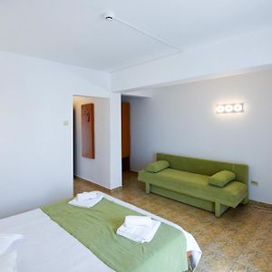 Studio con letto king size
